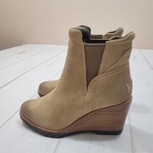 Sorel Tan Wedge Ankle Boots